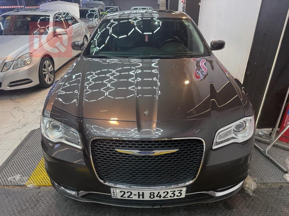 كرايسلر 300